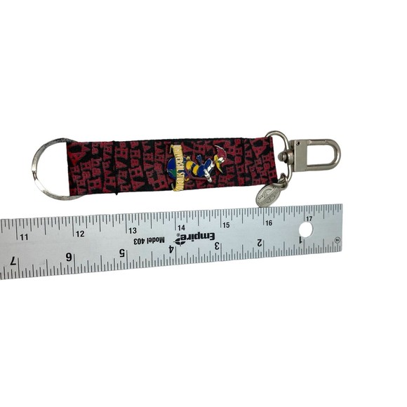 Vtg. Universal Studios Looney Tunes Daffy Duck Key Chain Rare Vintage - Picture 5 of 9